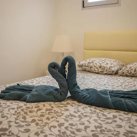 Gracioseros Luxury Apartment *